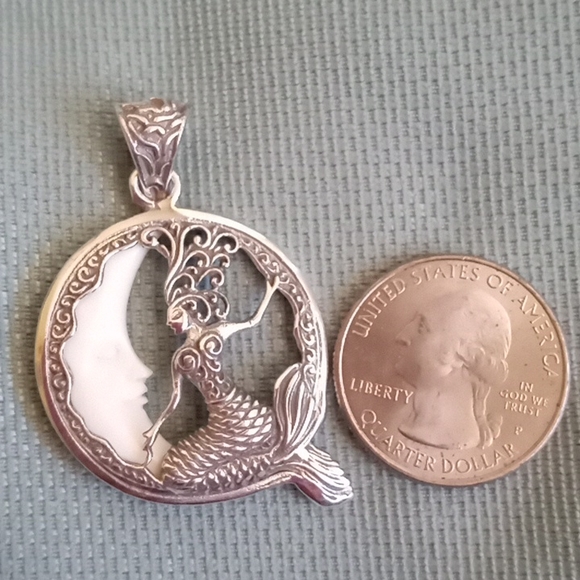 BALI GODDESS CARVED BONE MOON AND STERLING SILVER MERMAID PENDANT - Picture 4 of 7
